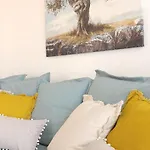 Capri Sea View One Bedroom Апартаменти