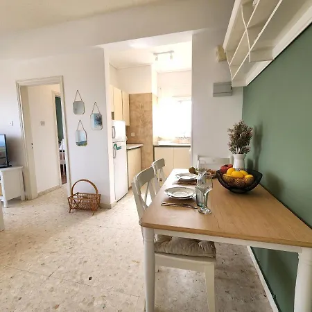 Capri Sea View One Bedroom Апартаменты *