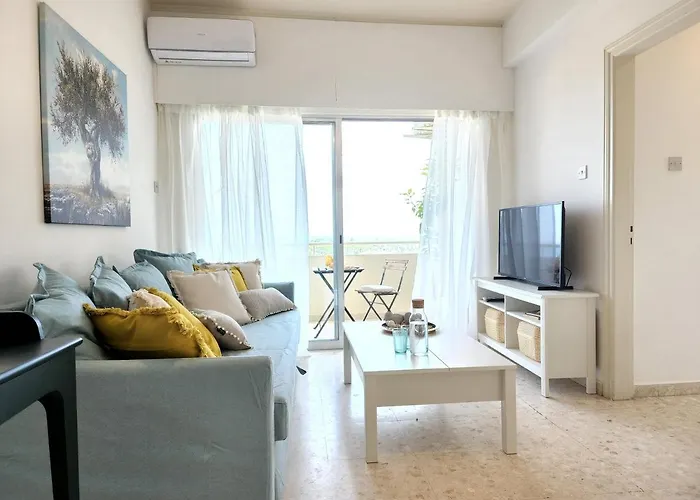Διαμέρισμα Capri Sea View One Bedroom *